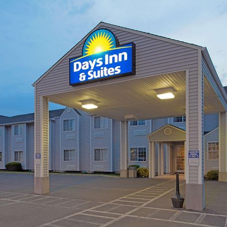 Days Inn & Suites By Wyndham Spokane Airport Airway Heights Ngoại thất bức ảnh