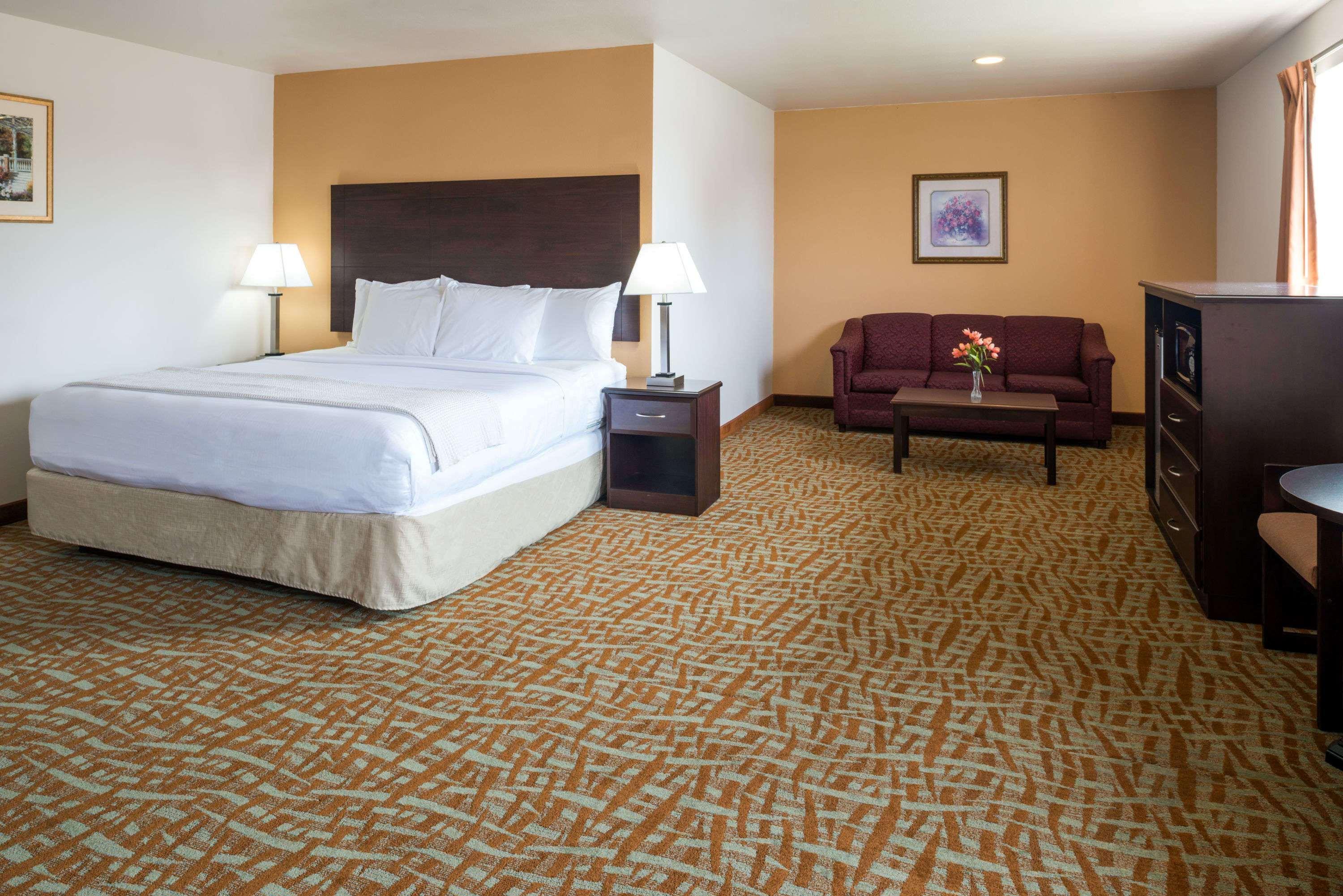 Days Inn & Suites By Wyndham Spokane Airport Airway Heights Ngoại thất bức ảnh