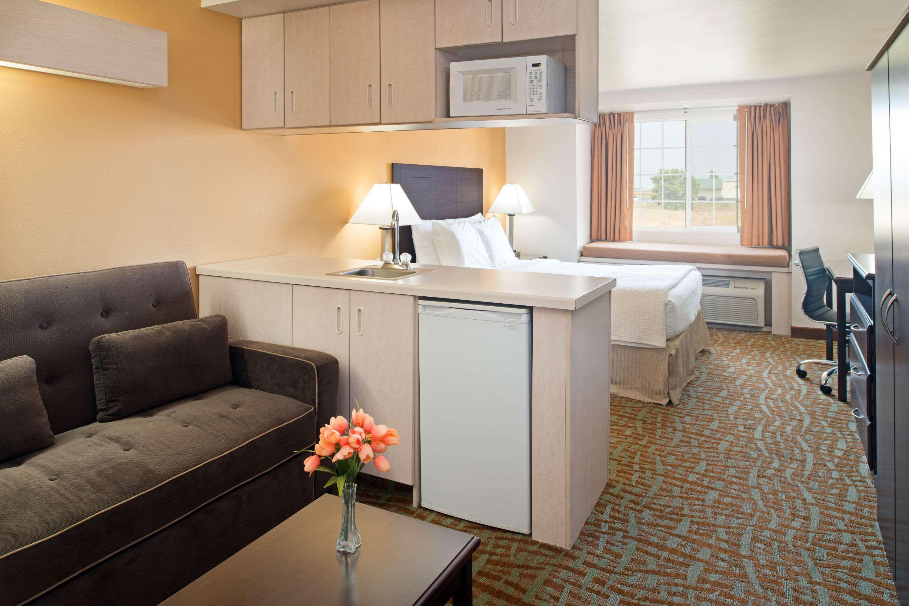 Days Inn & Suites By Wyndham Spokane Airport Airway Heights Ngoại thất bức ảnh