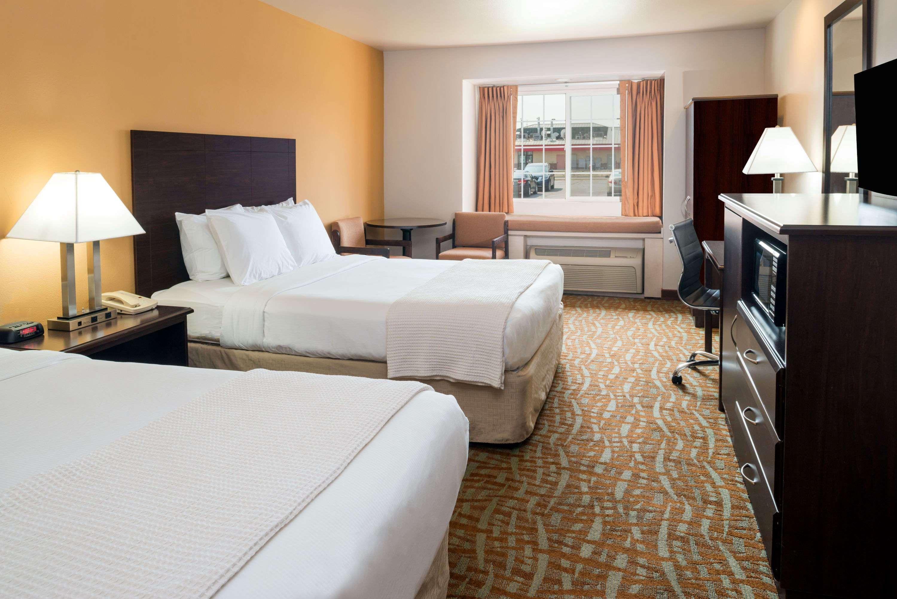 Days Inn & Suites By Wyndham Spokane Airport Airway Heights Ngoại thất bức ảnh