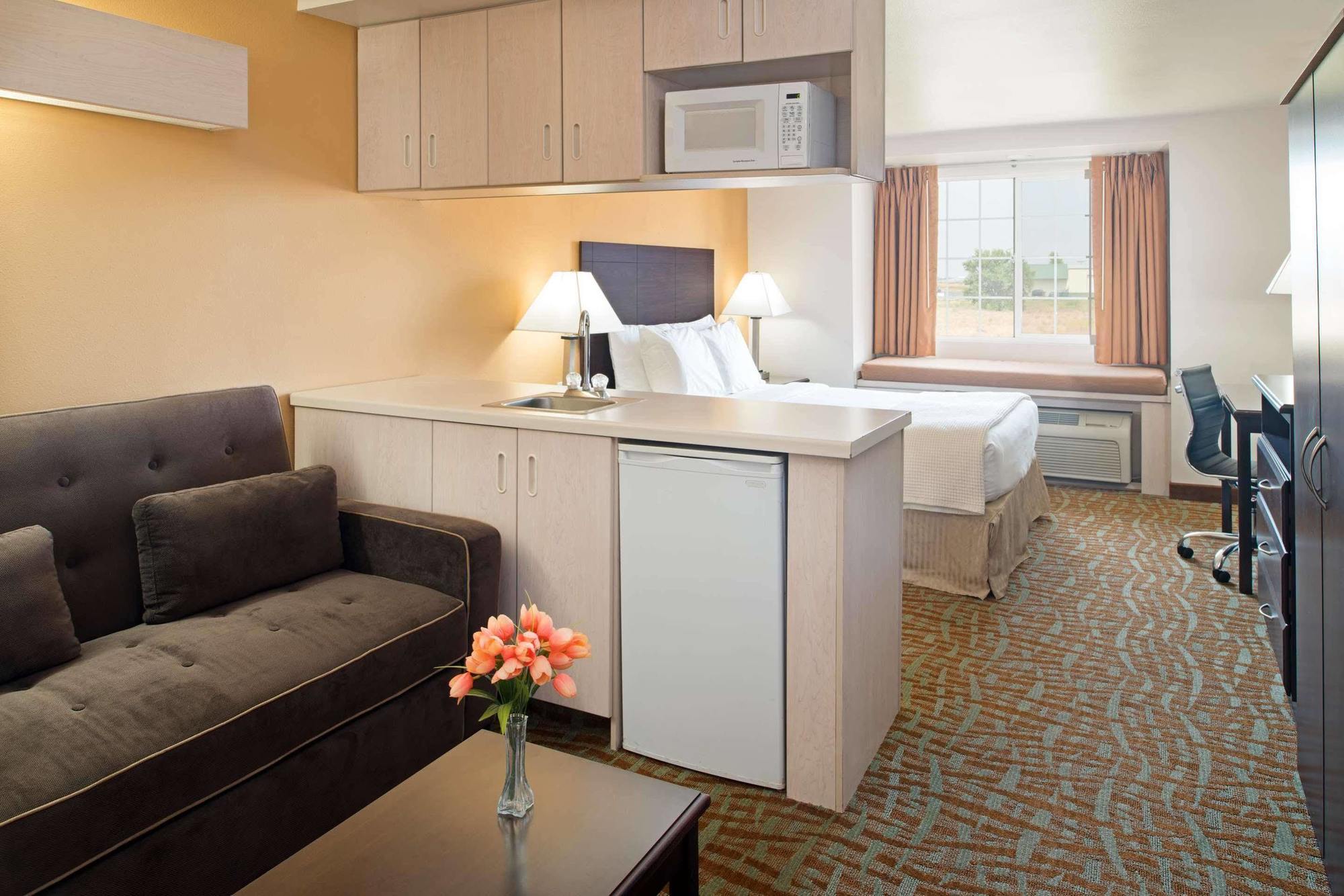 Days Inn & Suites By Wyndham Spokane Airport Airway Heights Ngoại thất bức ảnh